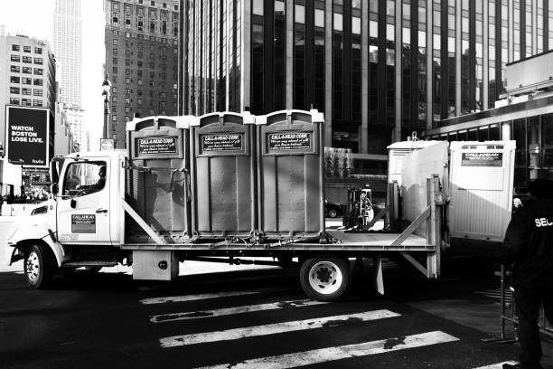 Best Portable toilet rental cost  in Navy, VA